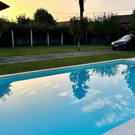Casa Con Piscina Y Jardín Al Lado De Sada A Coruña