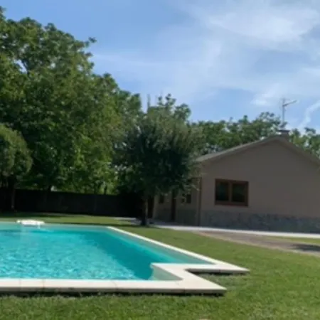 Сasa de vacaciones Casa Con Piscina Y Jardín Al Lado De Sada *